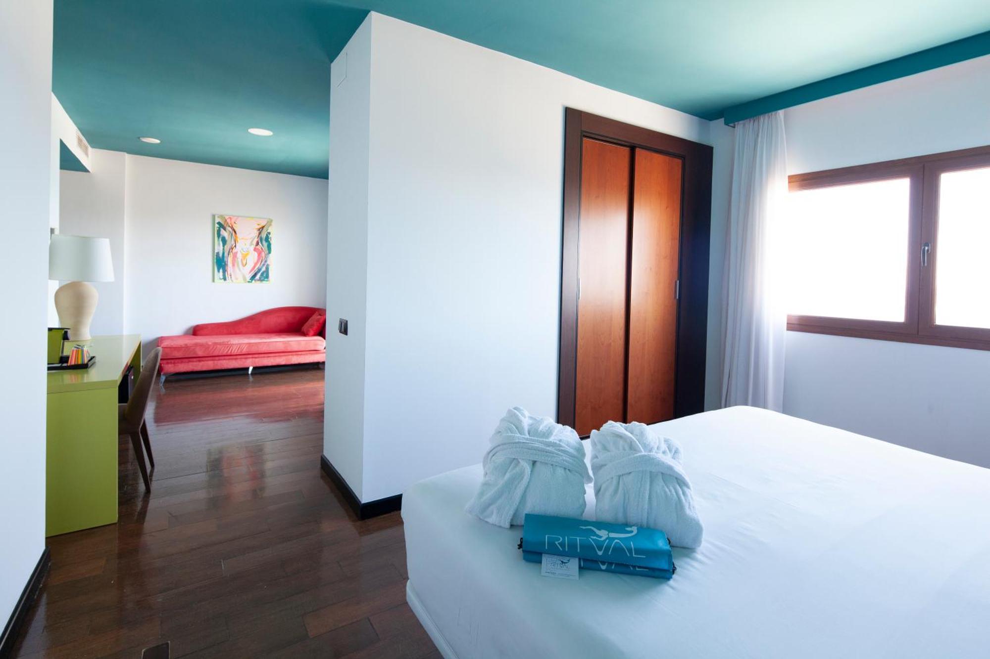 Hotel Ritual Torremolinos- Adults Only Exterior photo